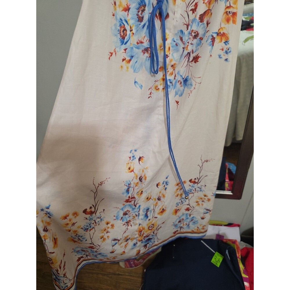Commense Floral Button-Front V-Neck Maxi Dress – Sleeveless with Contrast Trim – - Picture 6 of 8